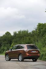 Mitsubishi Outlander 2012 года